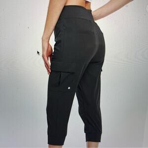 Willit Black NWT Sun Protection Cropped Joggers Large